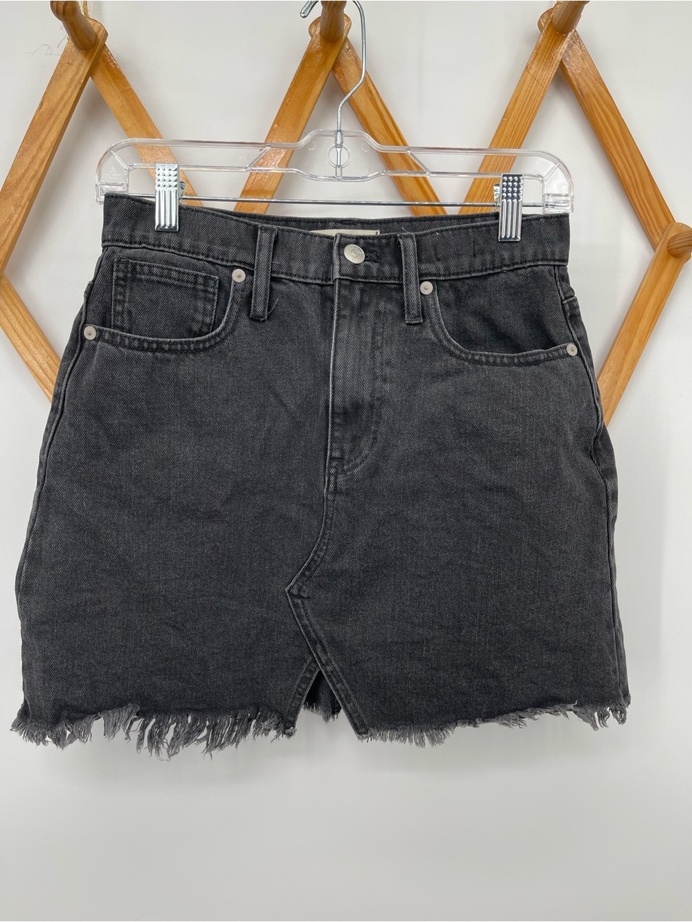 ⭐️Madewell Black Frayed Hem Denim Mini Skirt